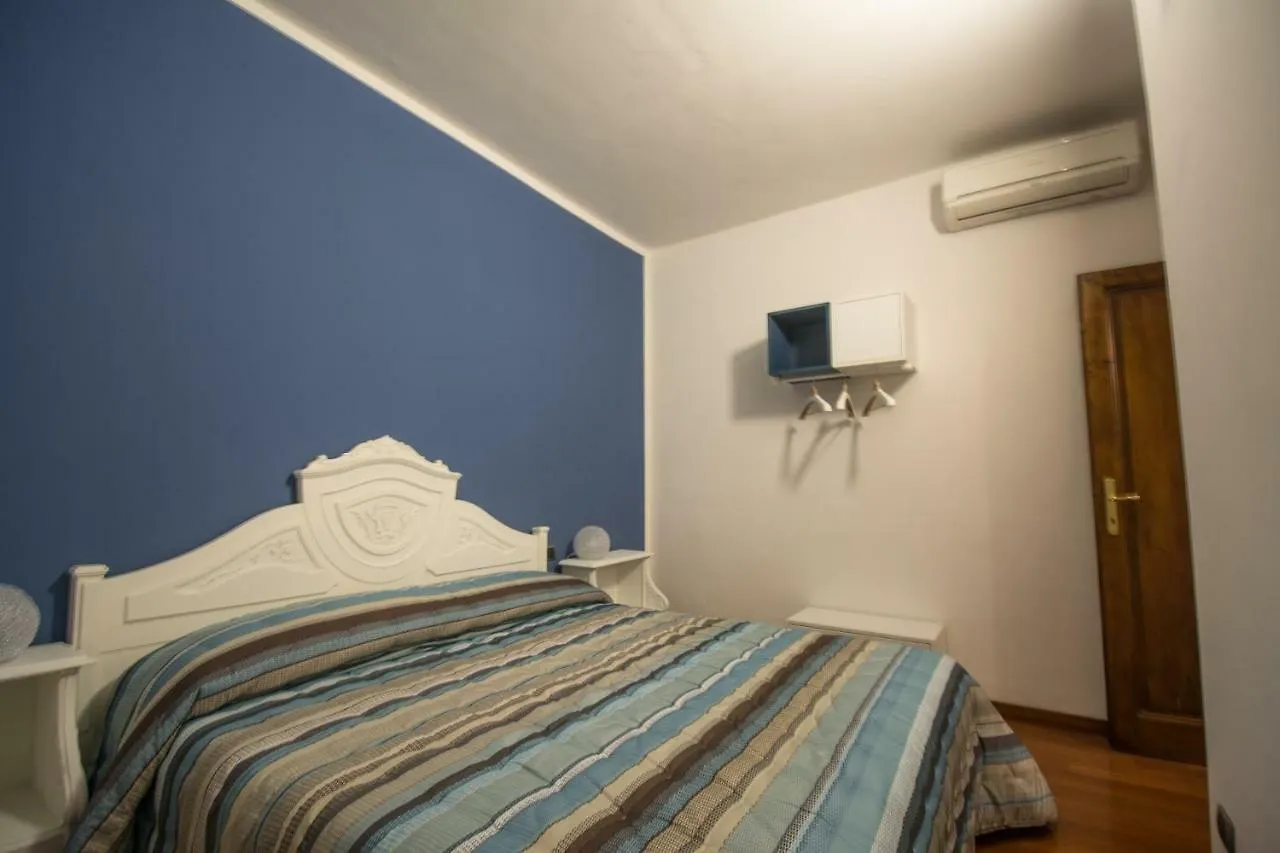 Lungarno Cellini Apartments Florence